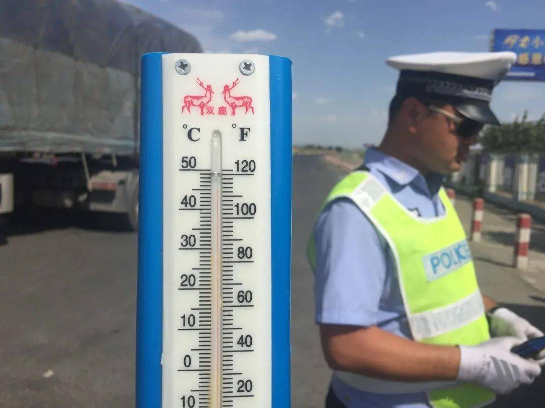 包含双线作战难言轻松，欧国联各队压力倍增的词条